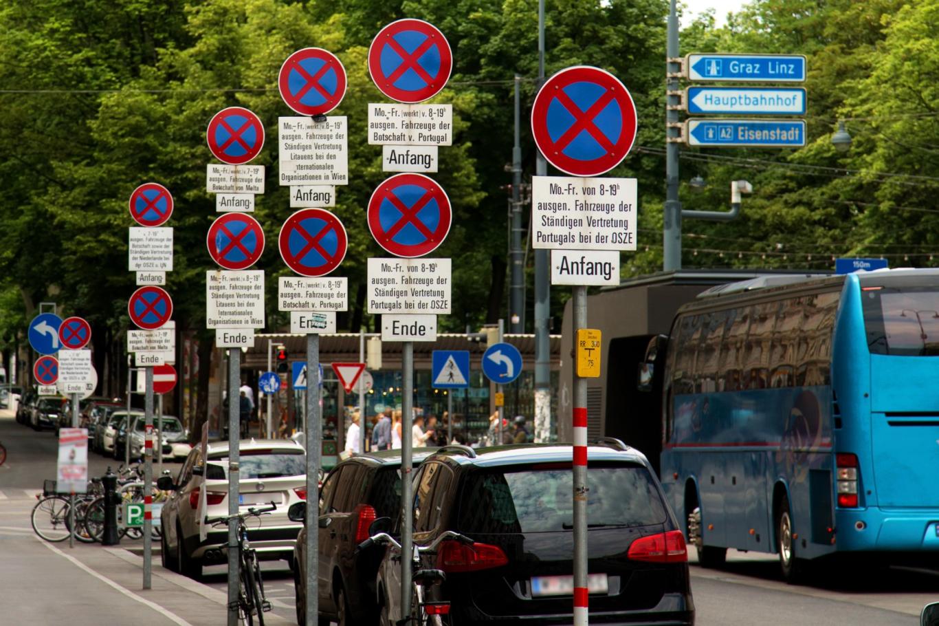 Zákaz zastavení Zákaz zastavení