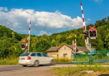 Železniční přejezdy – pravidla, statistiky a tipy Železniční přejezdy – pravidla, statistiky a tipy