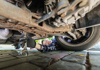 Co můžeme udělat pro nejlepší bezpečnost našeho automobilu Co můžeme udělat pro nejlepší bezpečnost našeho automobilu