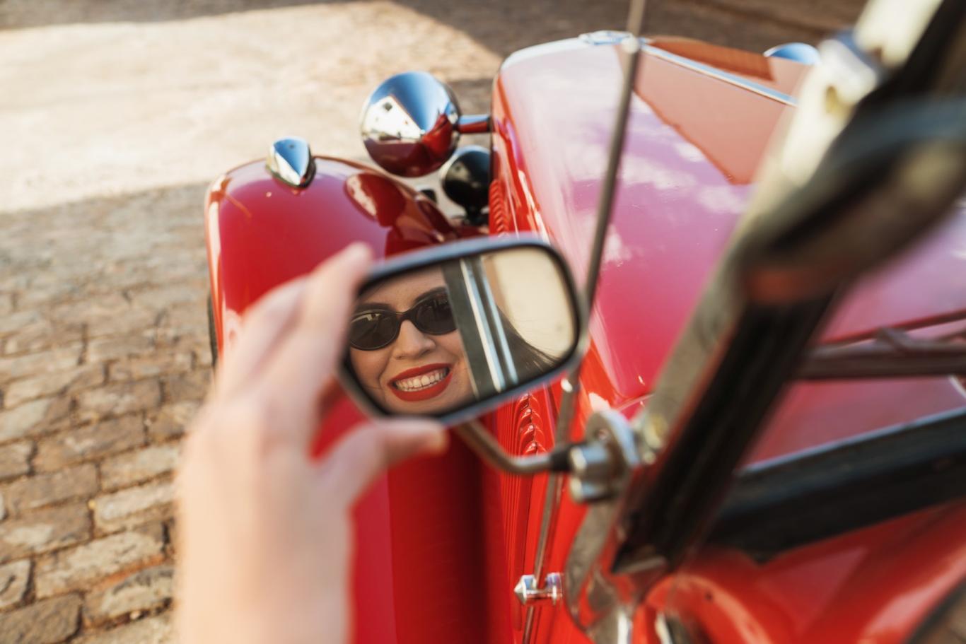 Nepoužívání zrcátek – historie Nepoužívání zrcátek – historie