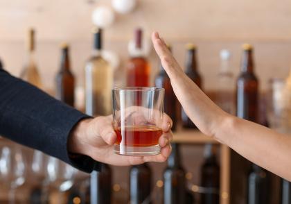 Jak efektivně předcházet řízení pod vlivem alkoholu a drog? Jak efektivně předcházet řízení pod vlivem alkoholu a drog?