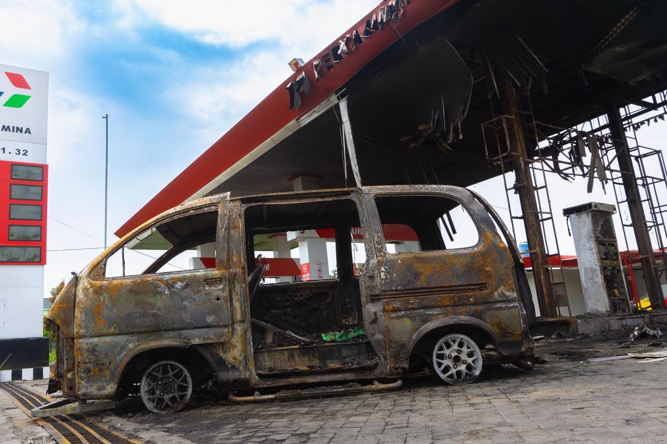 Jak správně tankovat - požář Jak správně tankovat - požář