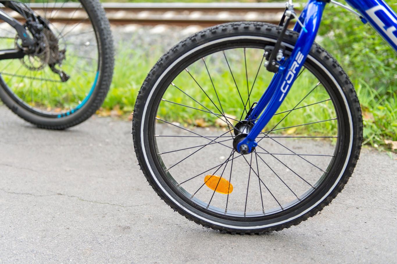 Cyklovýlet - příprava před jízdou - odrazky Cyklovýlet - příprava před jízdou - odrazky