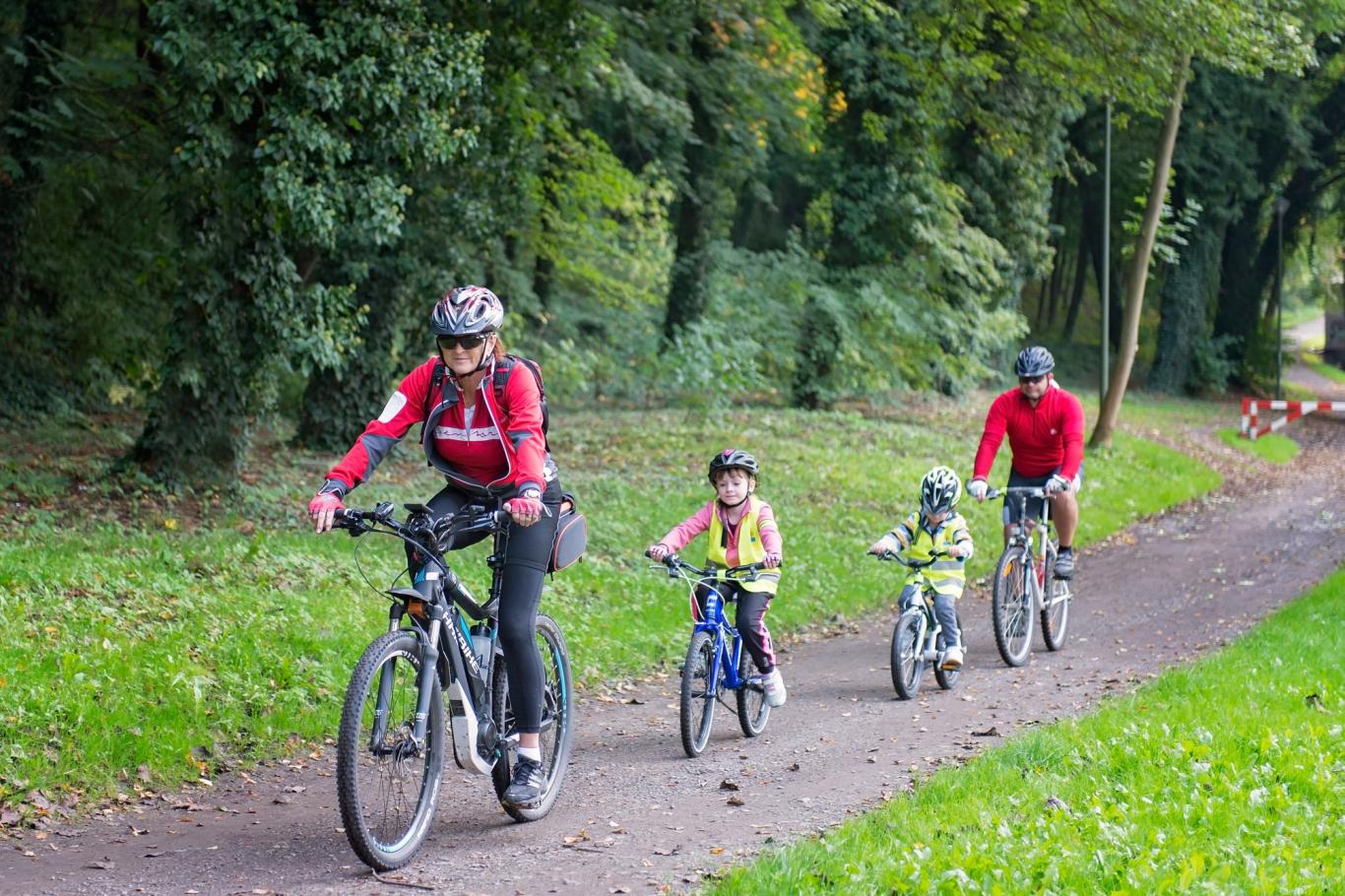 Cyklovýlet - lesopark Cyklovýlet - lesopark