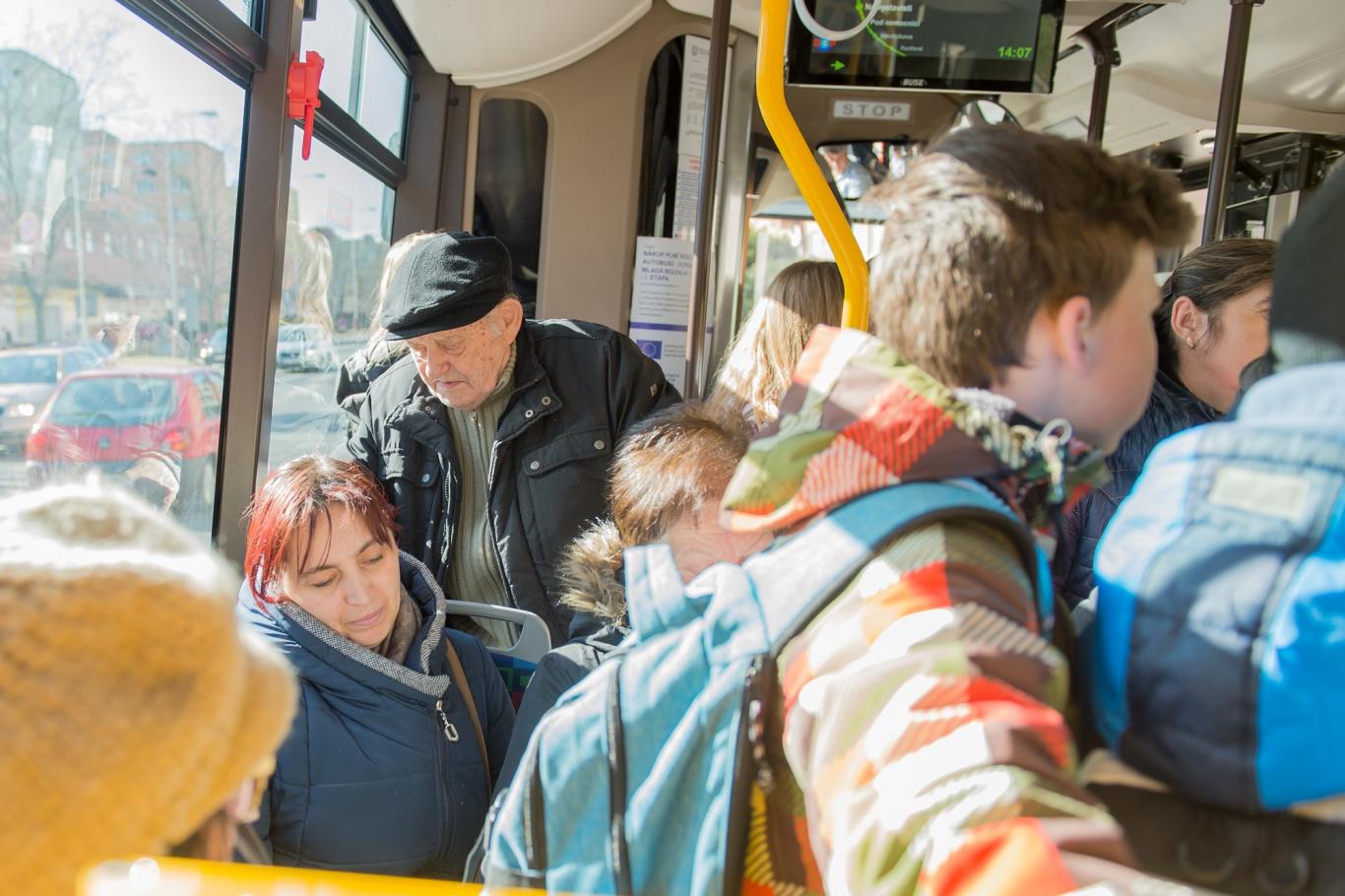 Starší má přednost Starší má přednost