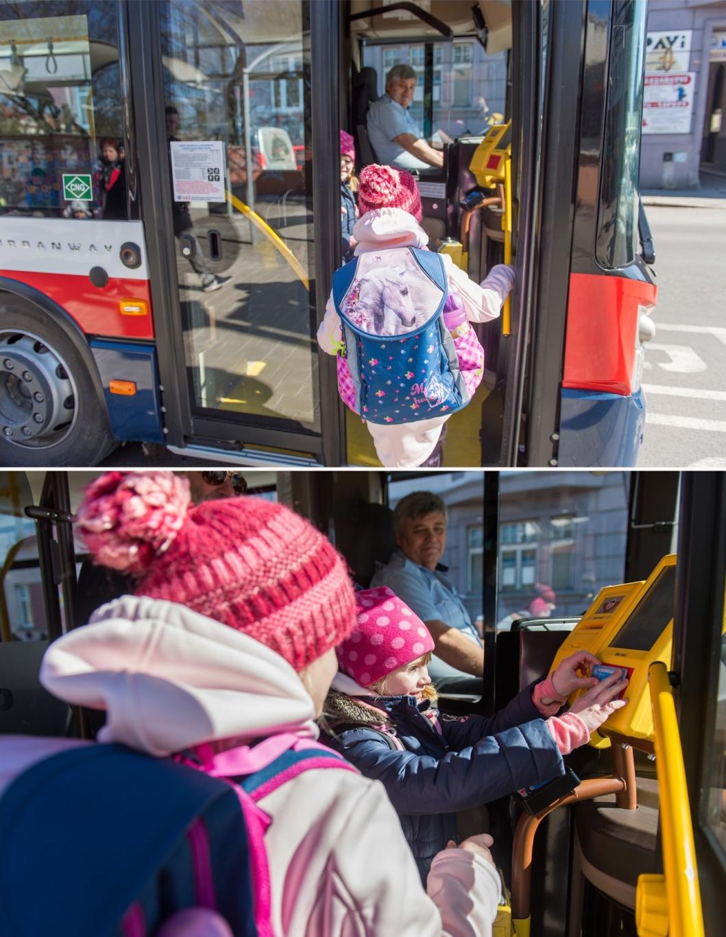 Nástup do autobusu Nástup do autobusu