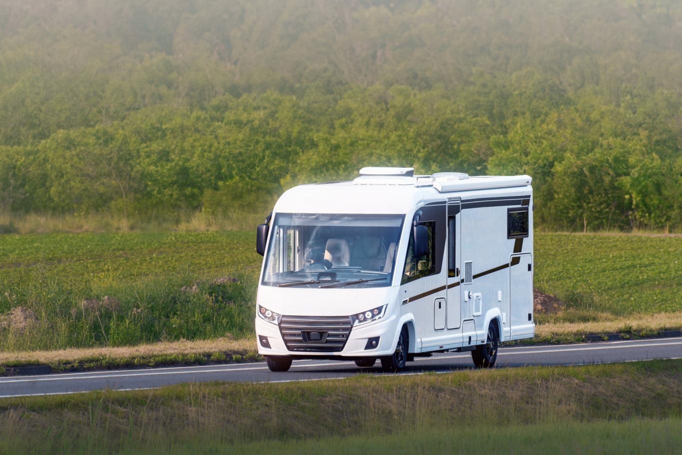 Obytný automobil („obytňák“) Obytný automobil („obytňák“)