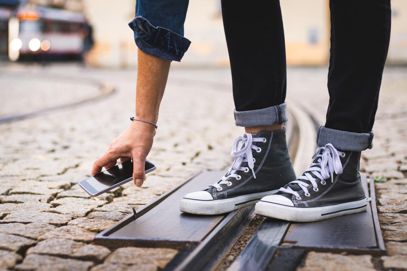 Tramvaj a chodec Tramvaj a chodec