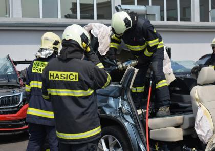 Školení hasičů ve ŠKODA AUTO Školení hasičů ve ŠKODA AUTO