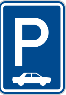 Parkoviště (kolmé nebo šikmé stání)