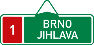 Směrová tabule pro příjezd k dálnici